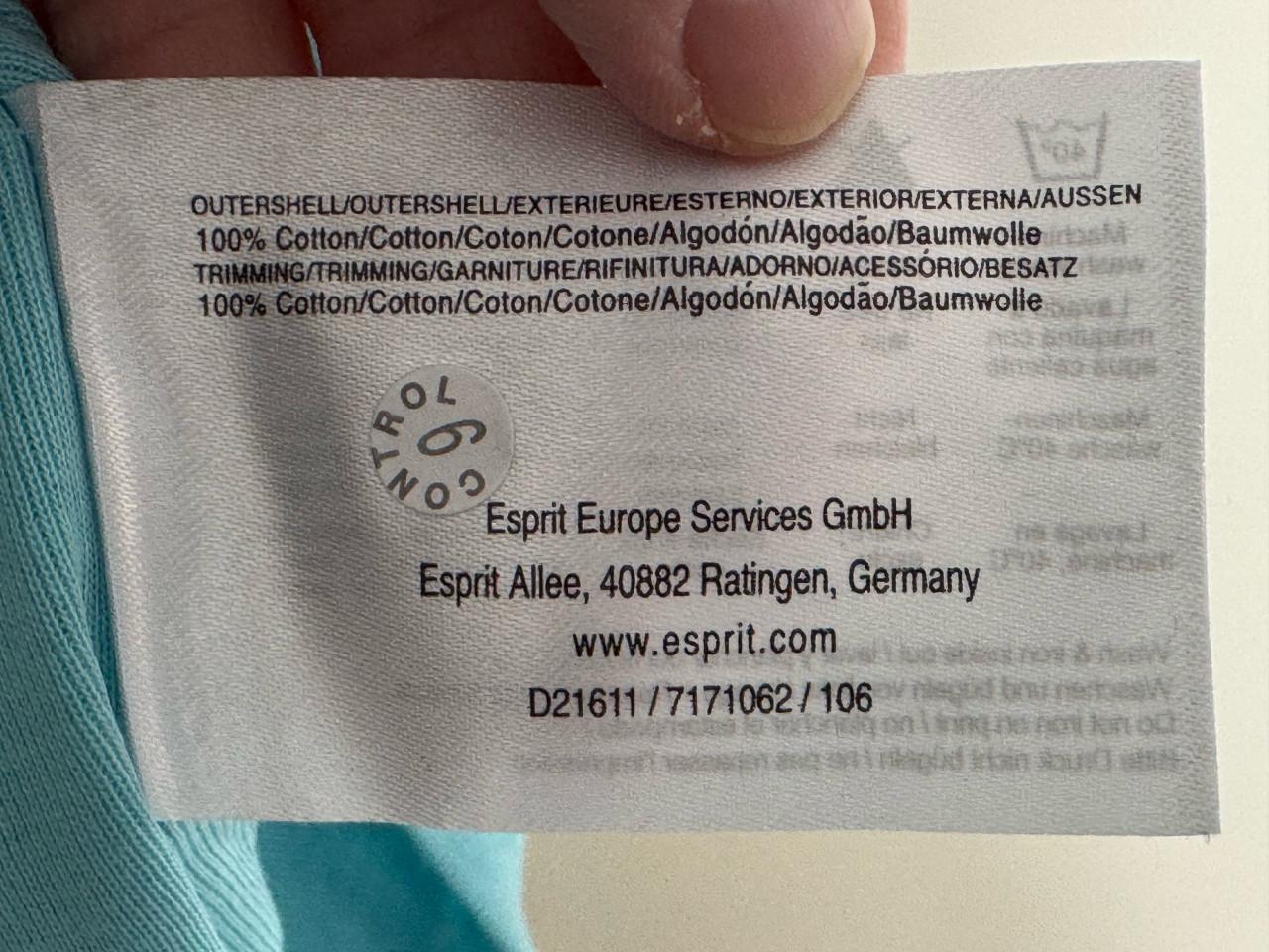 Lichtblauw shirt met korte mouwen van Esprit, maat XL