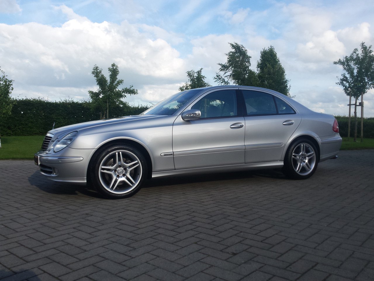 Mercedes E 500