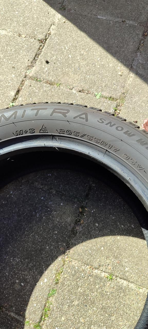 Winterbanden 205/55 R17