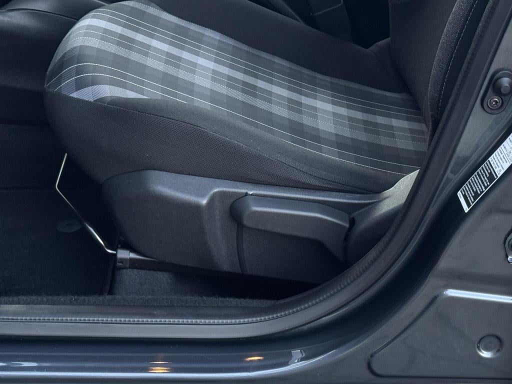 Peugeot 108 1.0 e-vti active premium pack, nl-auto!