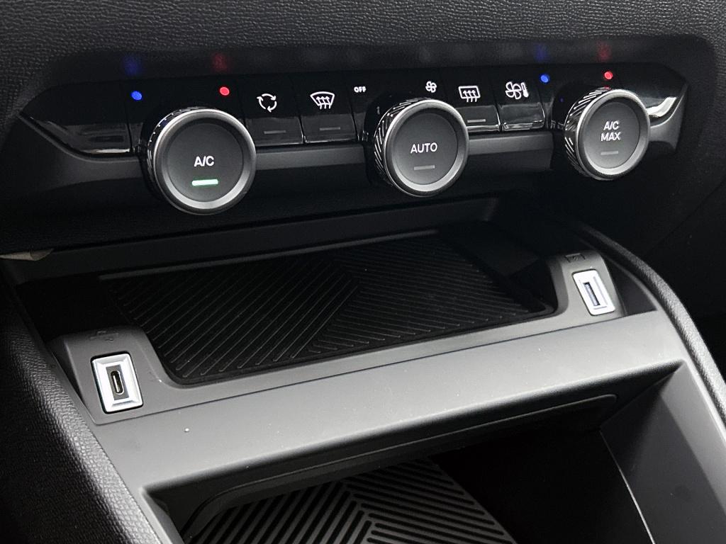 Citroen C4 X hybrid 145pk automaat max | rijklaar | adaptive cruise | achte