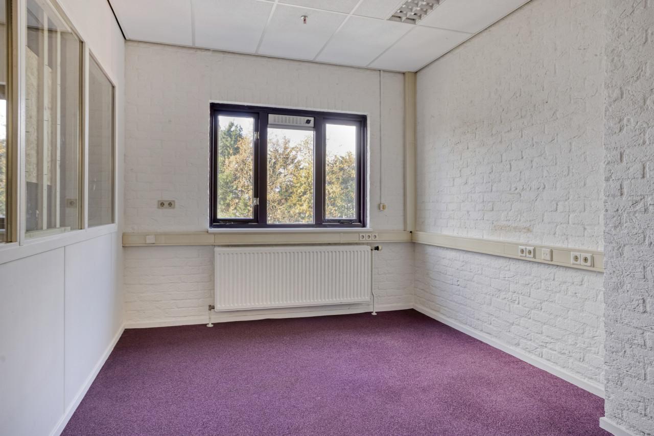 TE HUUR | Kantoor- en bedrijfsunits in Middelburg