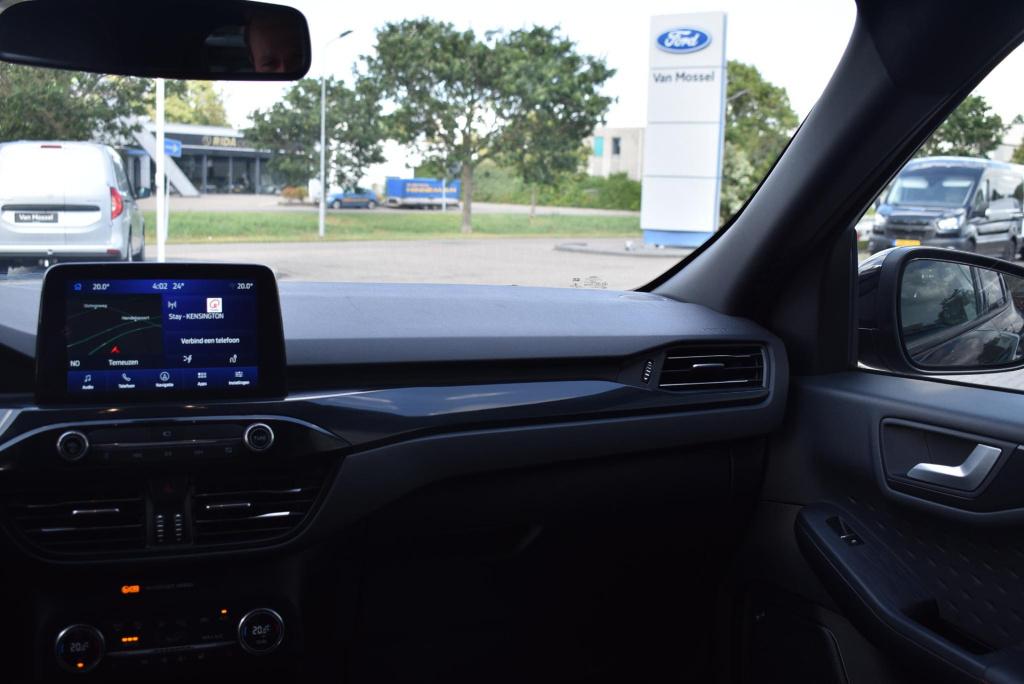 Ford Kuga 2.5 phev st-line x | elektrisch wegklapbare trekhaak | climate co