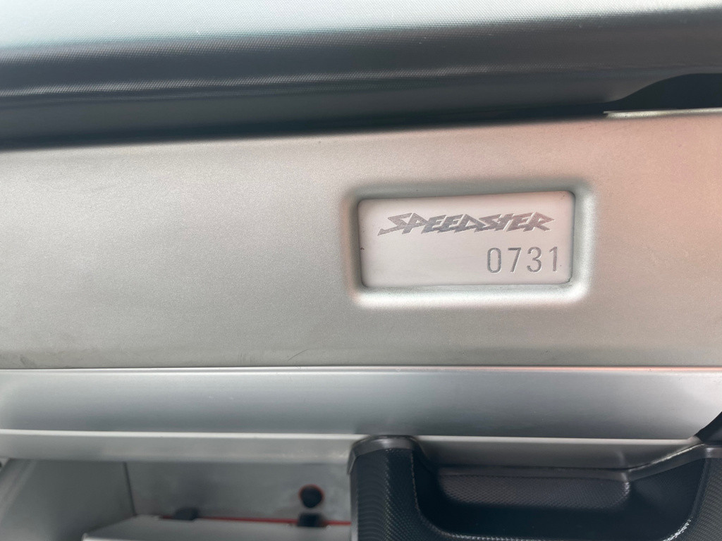 Opel Speedster 2.2-16v perfect onderhouden.