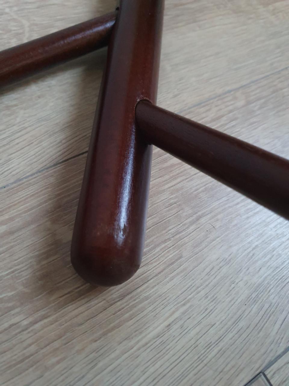 Wandkapstok bruin met 5 haken | garderoberek | Bayt stijl