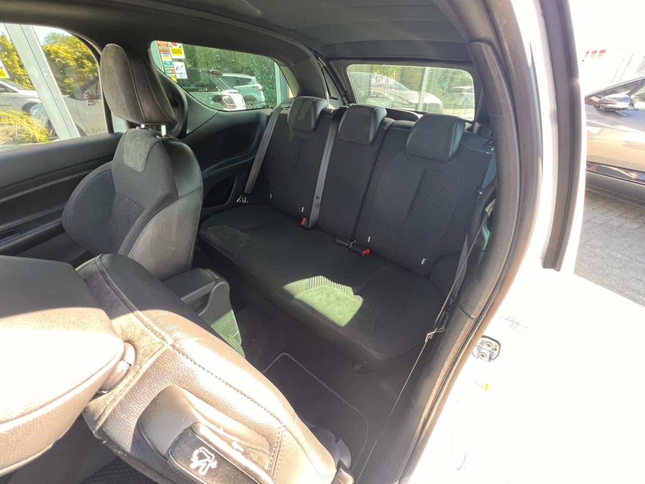 Citroen DS3 Cabrio 1.2 VTi So Chic