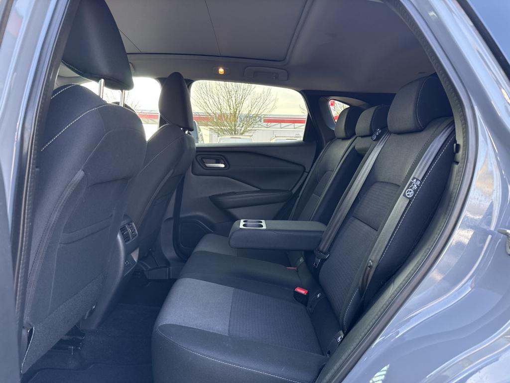 Nissan Qashqai 1.3 mhev xtronic n-connecta | nl-auto | dealer oh | pano | a