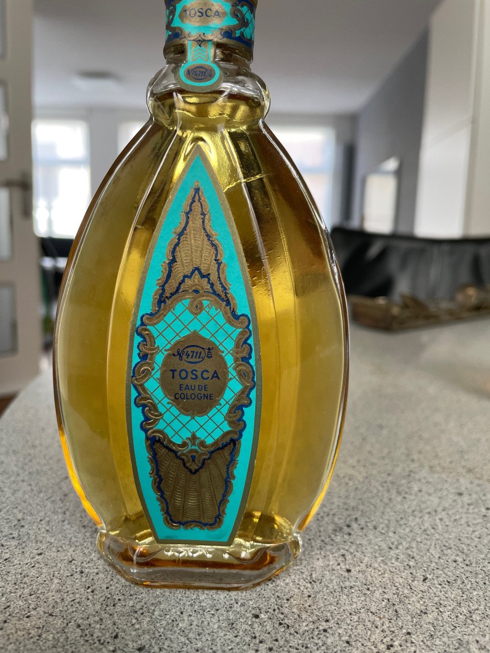 Antieke flessen eau de cologne