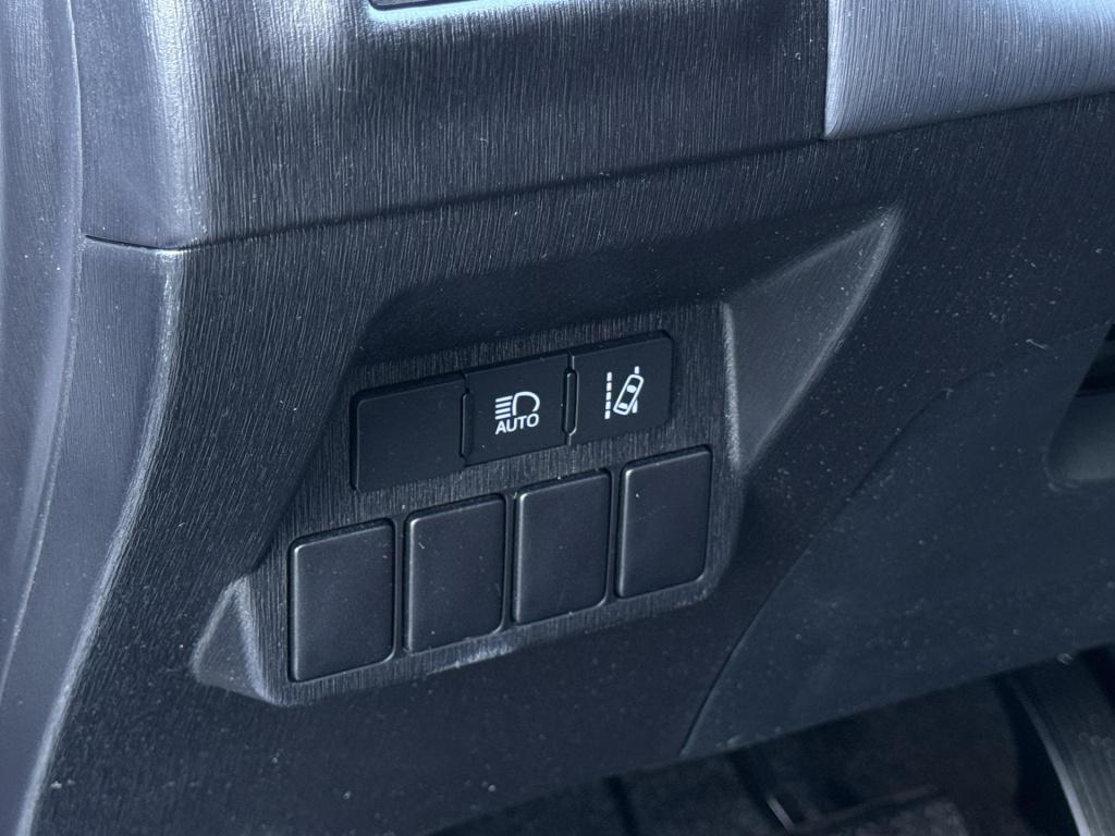 Toyota Prius + 1.8 dynamic 7-persoons, nl-auto!