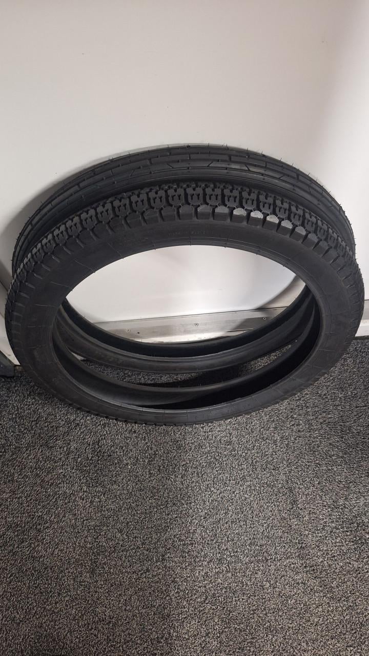 Bromfiets banden ( klassiek)