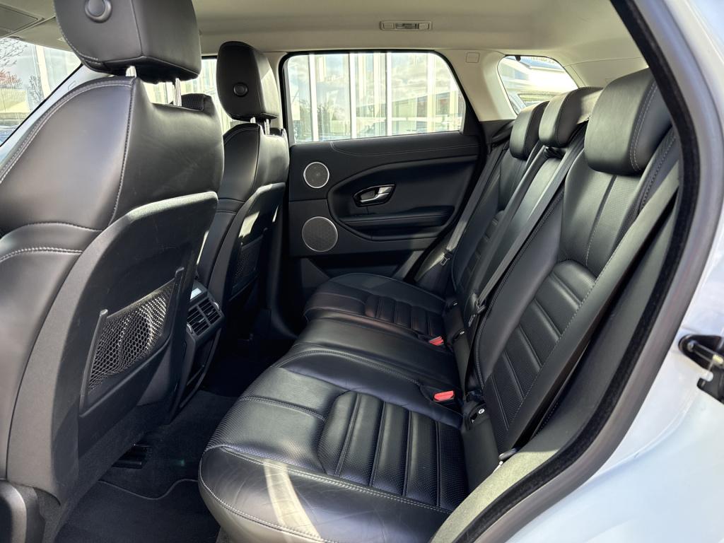Land Rover Range Rover 2.0 si4 241pk hse dynamic black design | trekhaak | 