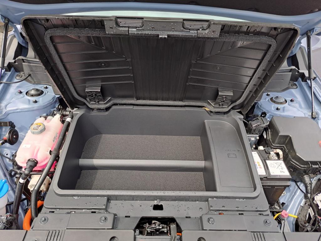 Hyundai Kona electric long range pure edition 64.8 kwh