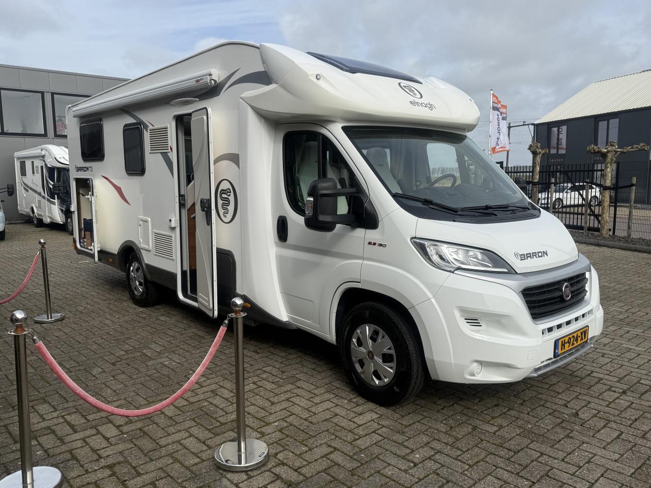 Elnagh Baron 73 ( 2x lengtebedden,heftbed,garage,zeer netjes )