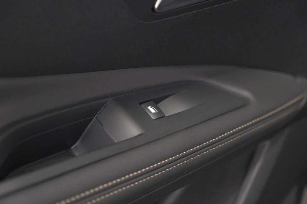 Peugeot 3008 puretech 130 eat8 gt | camera | dodehoekdetectie | adaptieve c
