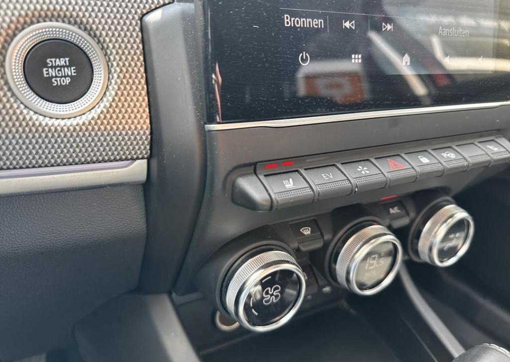 Renault Arkana 1.6 e-tech hybrid 145 intens