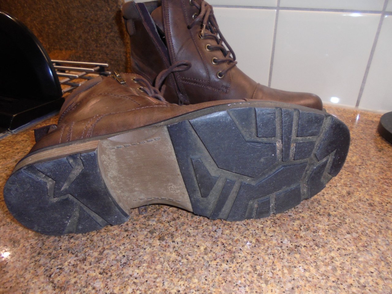 Schoenen, halfhoog met sierrits