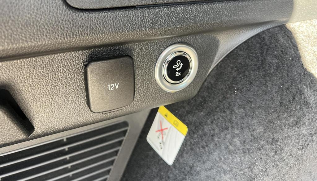 Ford Kuga 2.5 phev e-cvt 225pk vignale , trekhaak , winterpack met voorruit