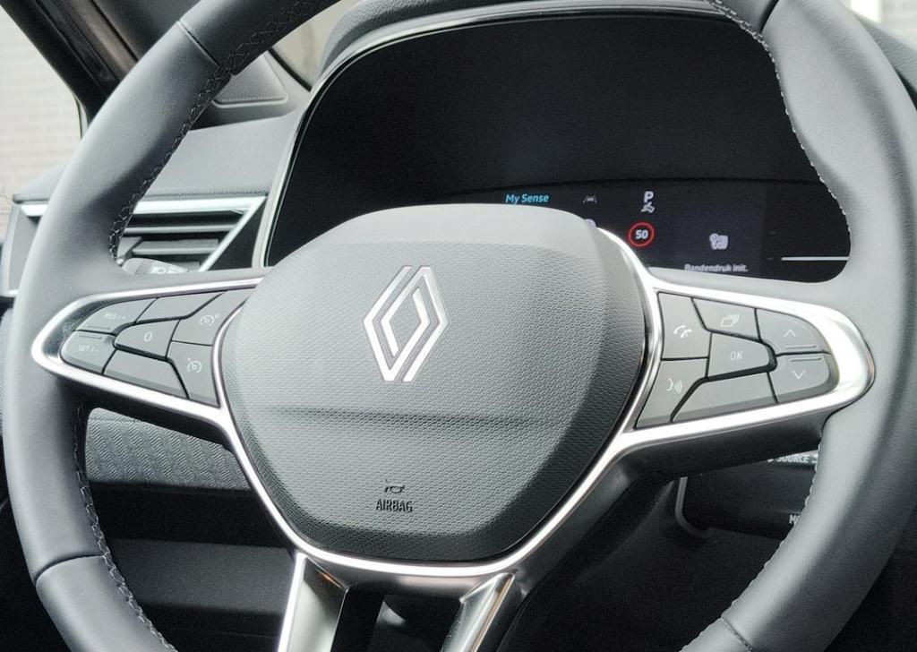 Renault Clio 1.6 e-tech full hybrid 145 techno