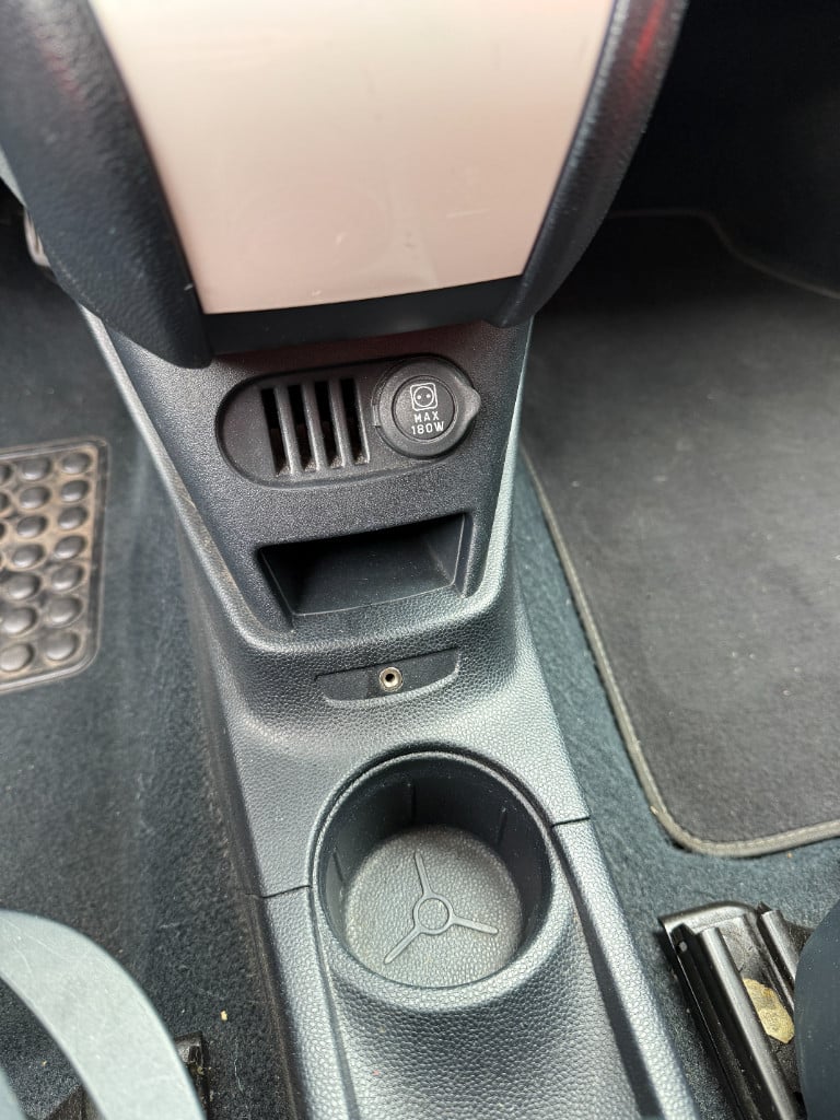Ford KA 1.2 - titanium - airco