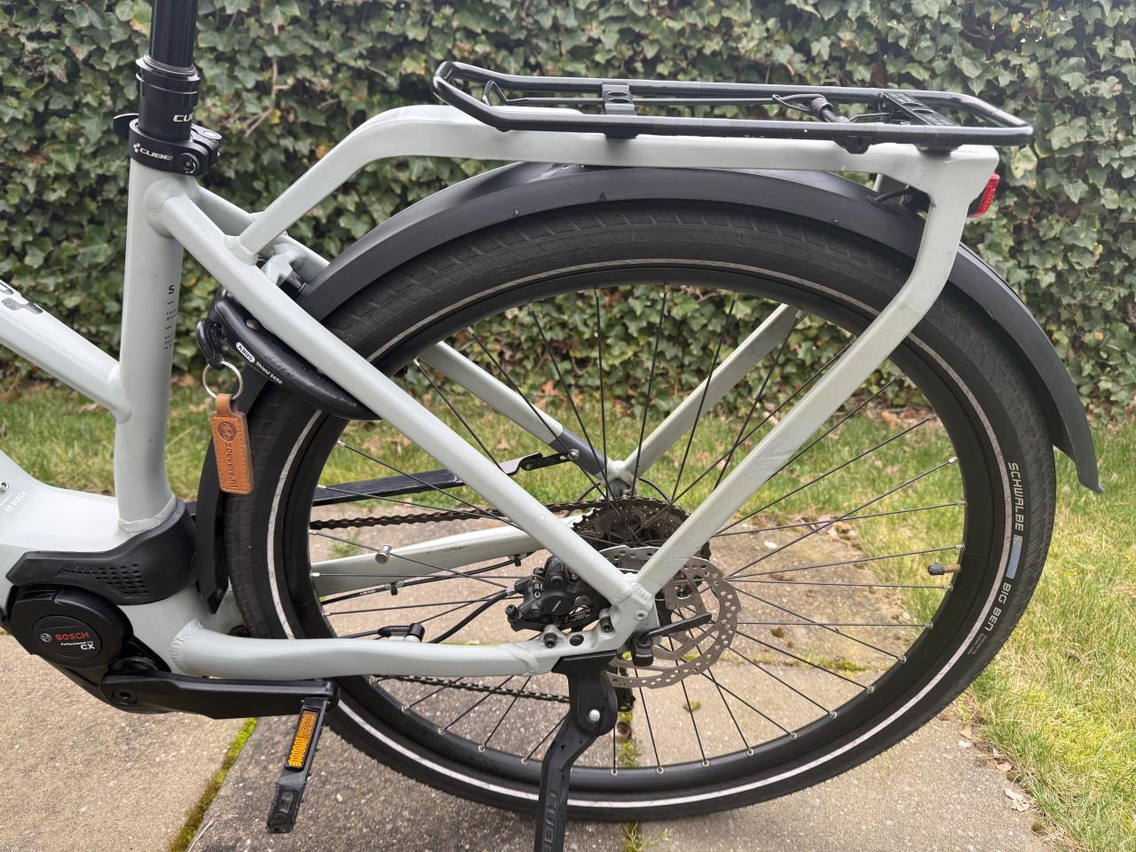 Cube Kathmandu Hybrid Pro 625