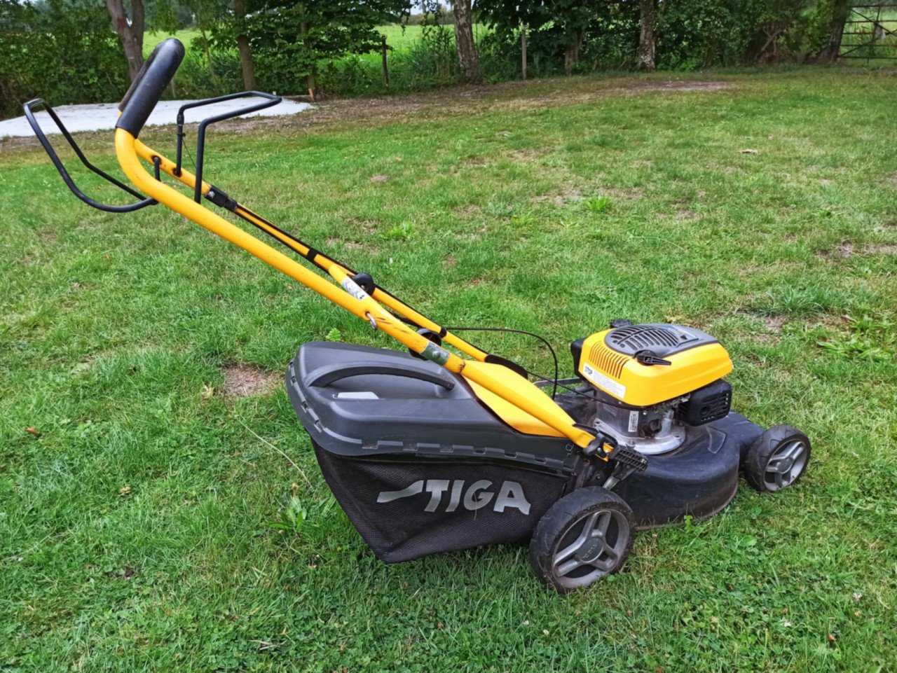 Stiga combi 48s Benzine grasmaaier