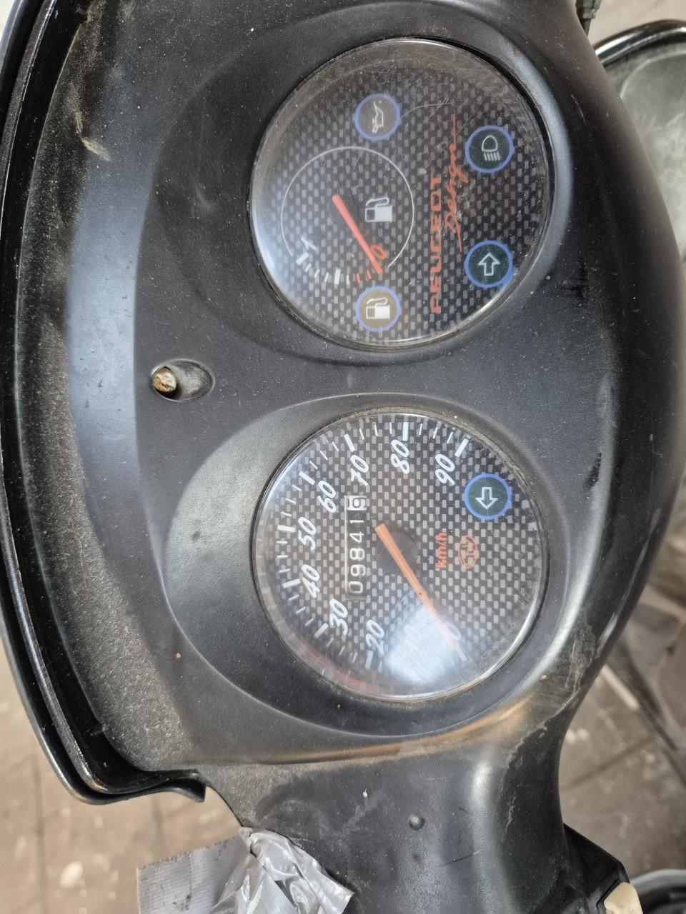 Scooter Peugeot