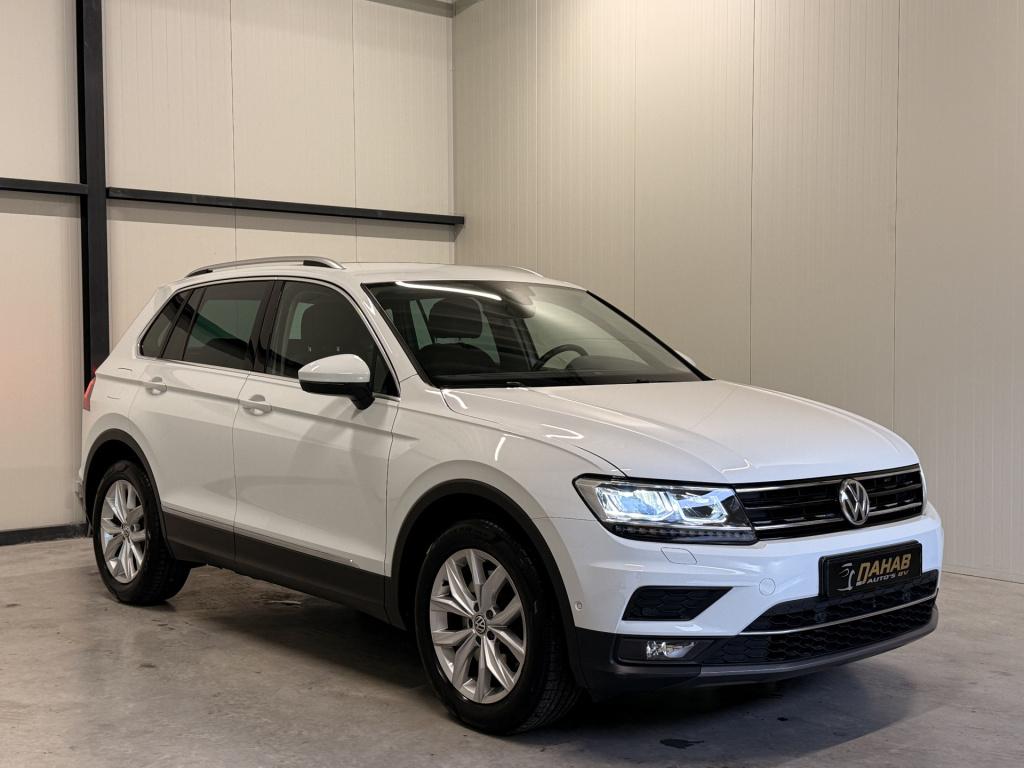 Volkswagen Tiguan 2.0 tsi 4motion highline | leder | electrische trekhaak |
