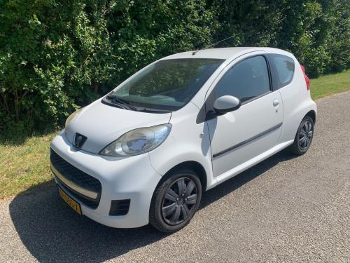 Peugeot 107 1.0
