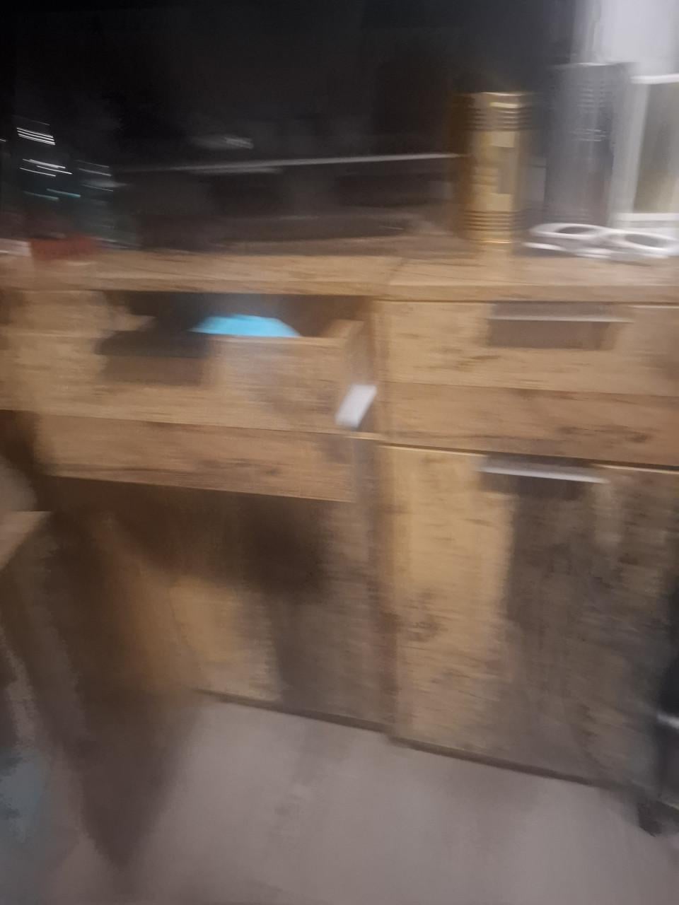 4 losse kasten of als 1 dressoir te zetten en los kastje nog geen jaar oud