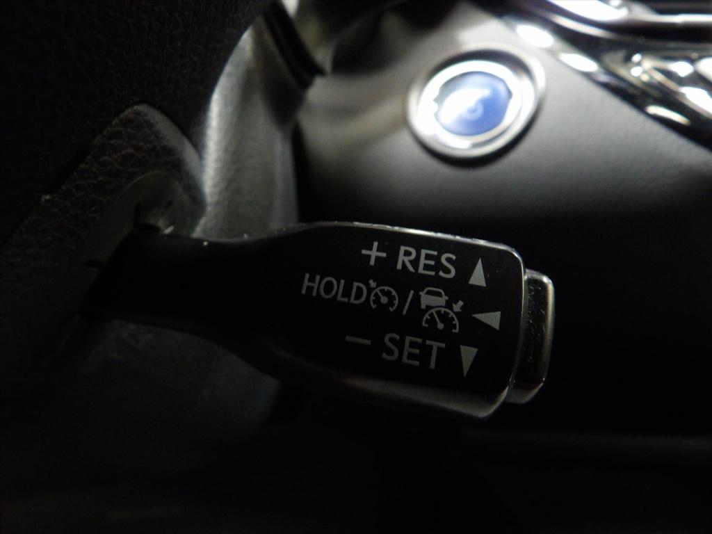 Toyota C-hr 1.8 hybrid 122pk cvt dynamic