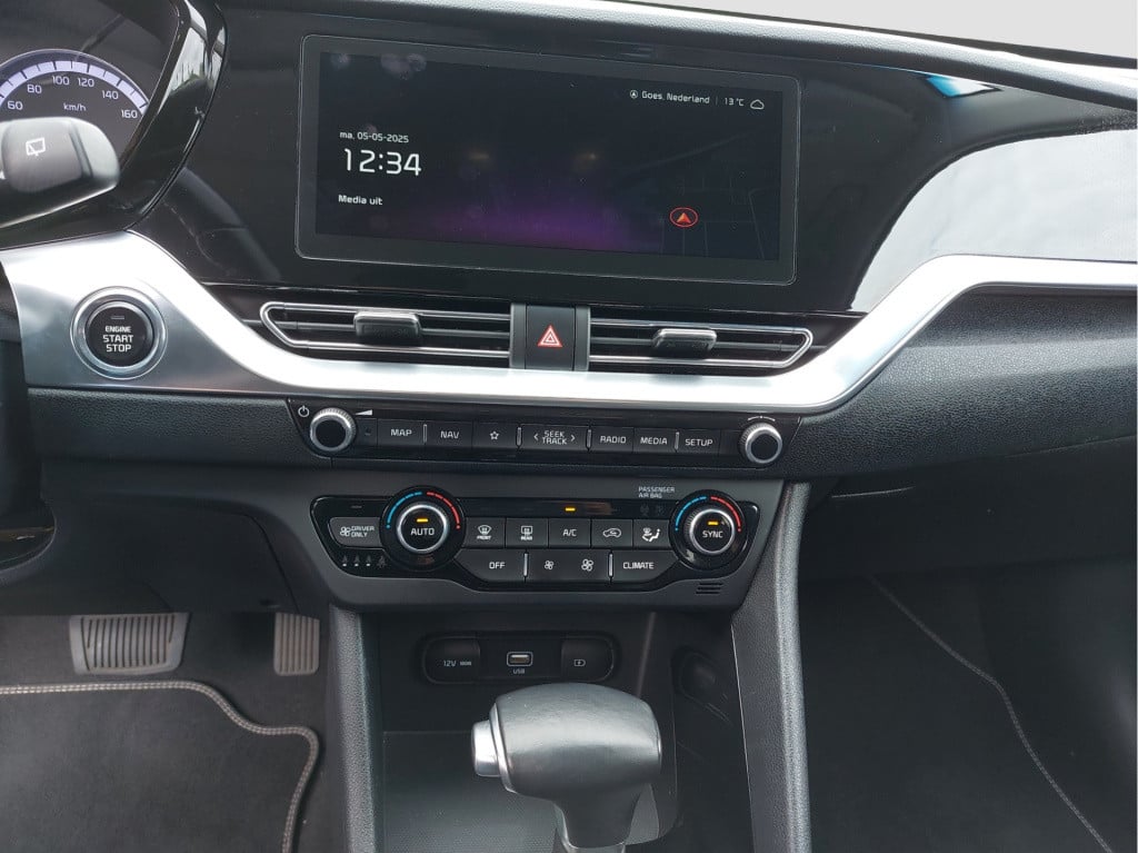 Kia Niro 1.6 gdi hybrid dynamicline limited | parkeercamera | lichtmetalen 