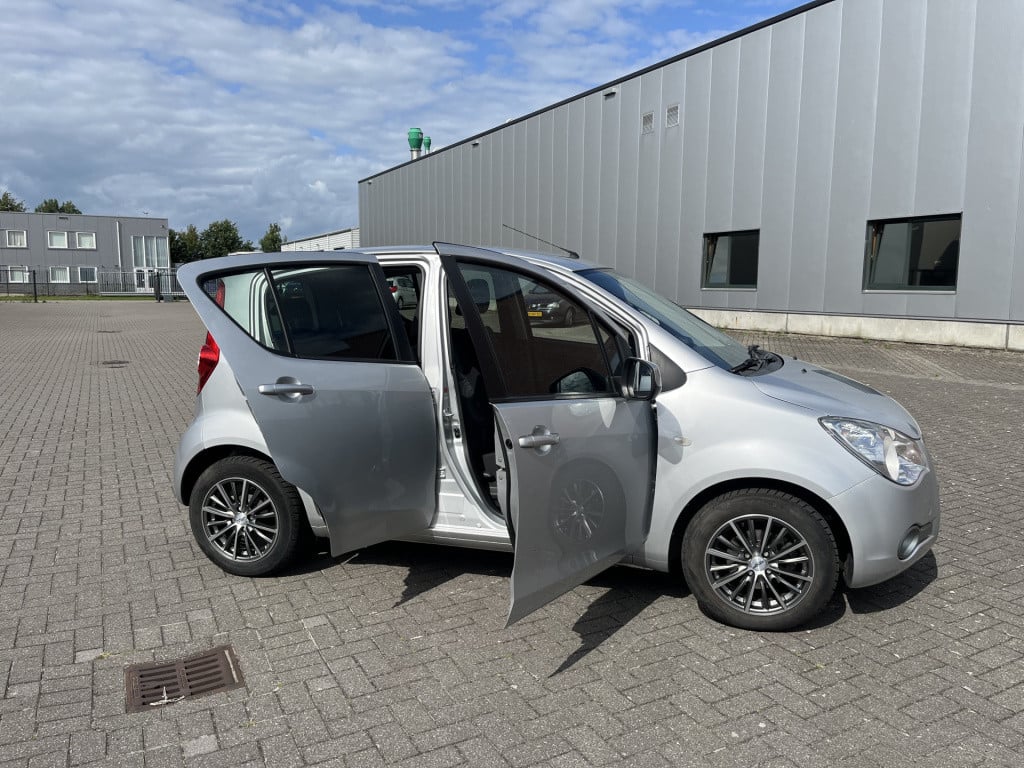 Opel Agila 1.0 berlin 5 drs 45 dkm airco nl l.m.v.