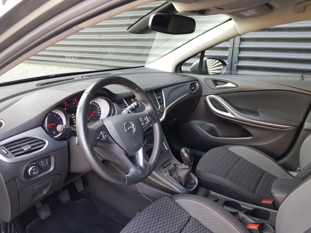 Opel Astra sports tourer edition 1.2