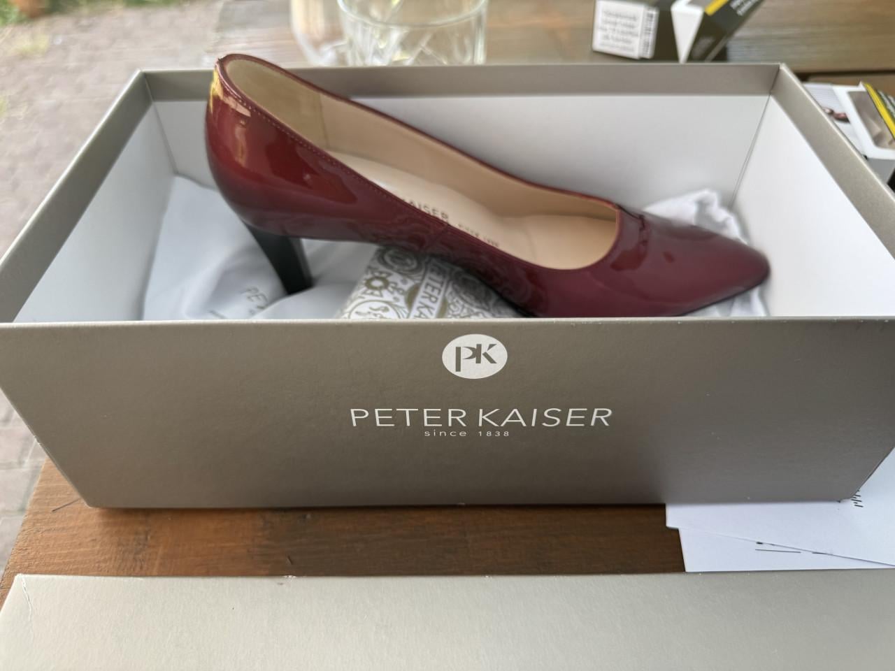 Peter Kaiser pumps