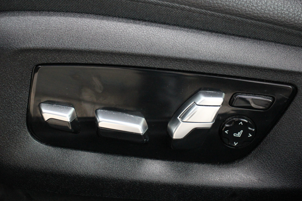 BMW 5 Serie 520i high executive m-sport | orig. nl | dealeronderhouden
