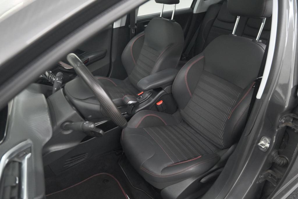 Peugeot 2008 puretech 110 eat6 gt-line | camera | panoramadak | navigatie |