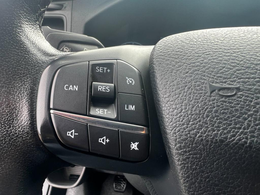 Ford Transit Custom 300 2.0 tdci 170 pk l1h1 dc, navi, camera, trekhaak enz