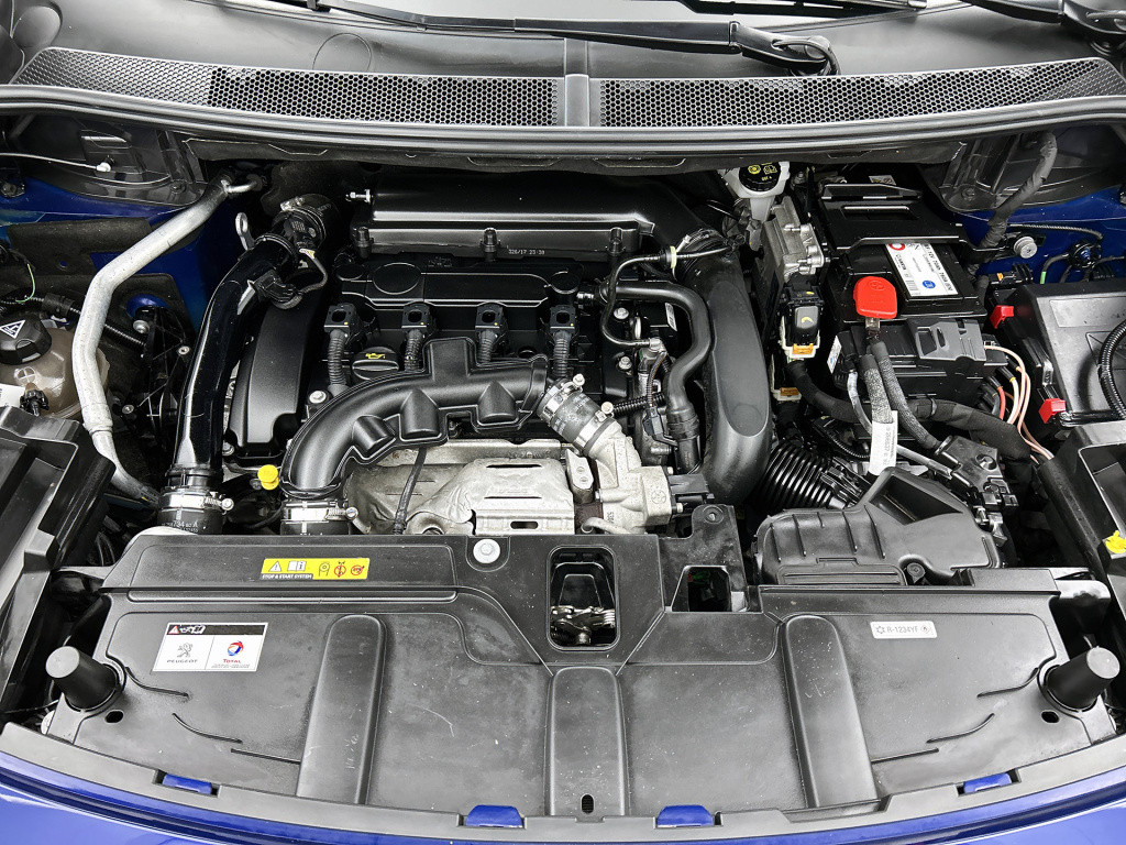 Peugeot 3008 1.6 turbo 165pk gt line | rijklaar | trekhaak afneembaar | 360
