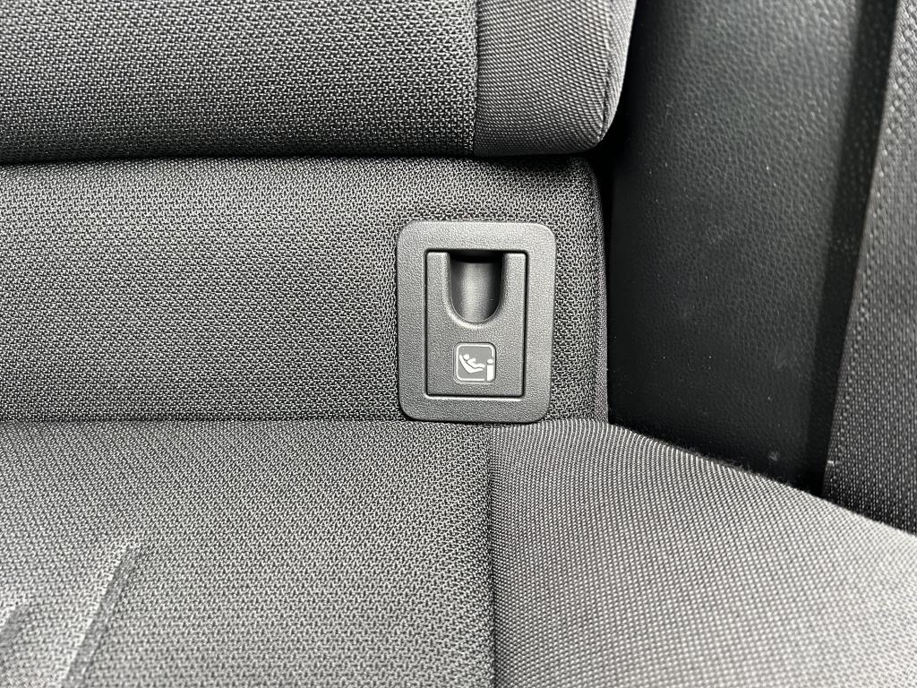Toyota C-hr 1.8 hybrid 140 dyn