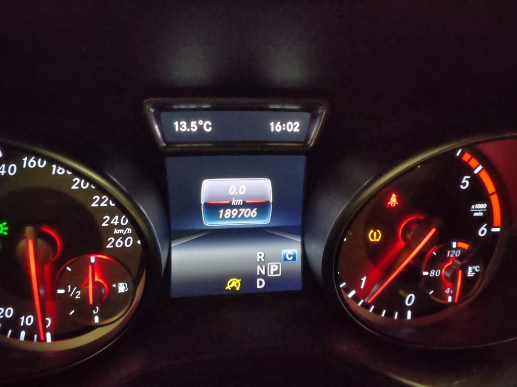 Mercedes-Benz Gla-klasse 180d ambition | automaat