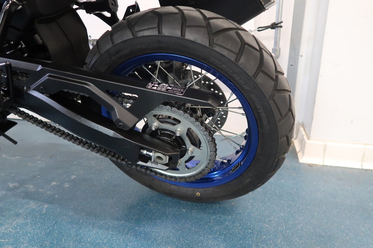 Suzuki V-Strom 800DE 2025 BTW motor