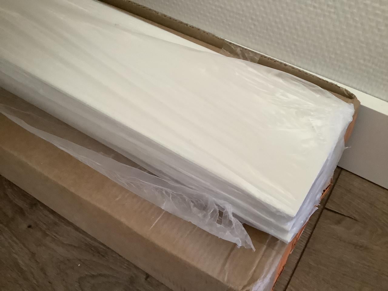 Co-pro gelakte plint amsterdam wit 9x15cm, nieuw. 240cm lang
