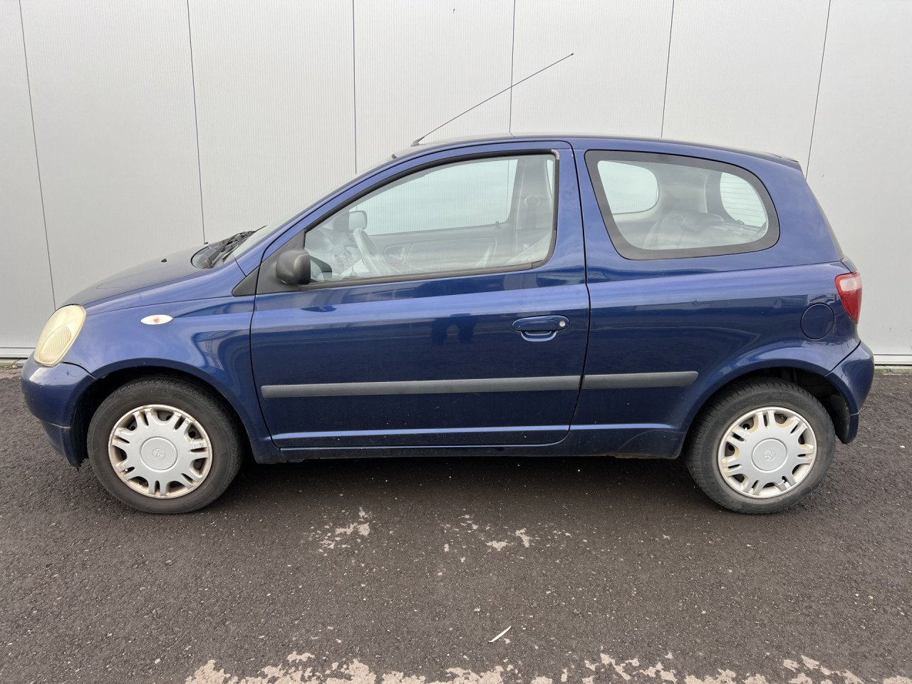 Toyota Yaris 1.0-16V VVT-i Terra