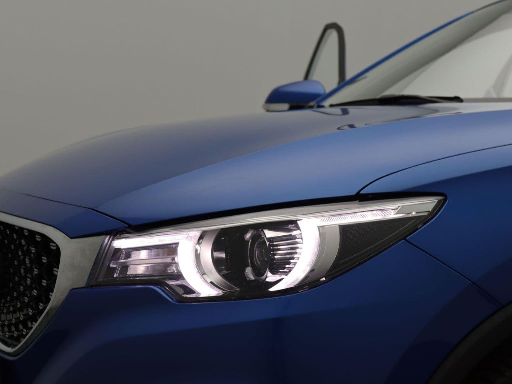MG Zs-ev mg luxury 45 kwh | automaat | panorama dak | leder | navigatie | a