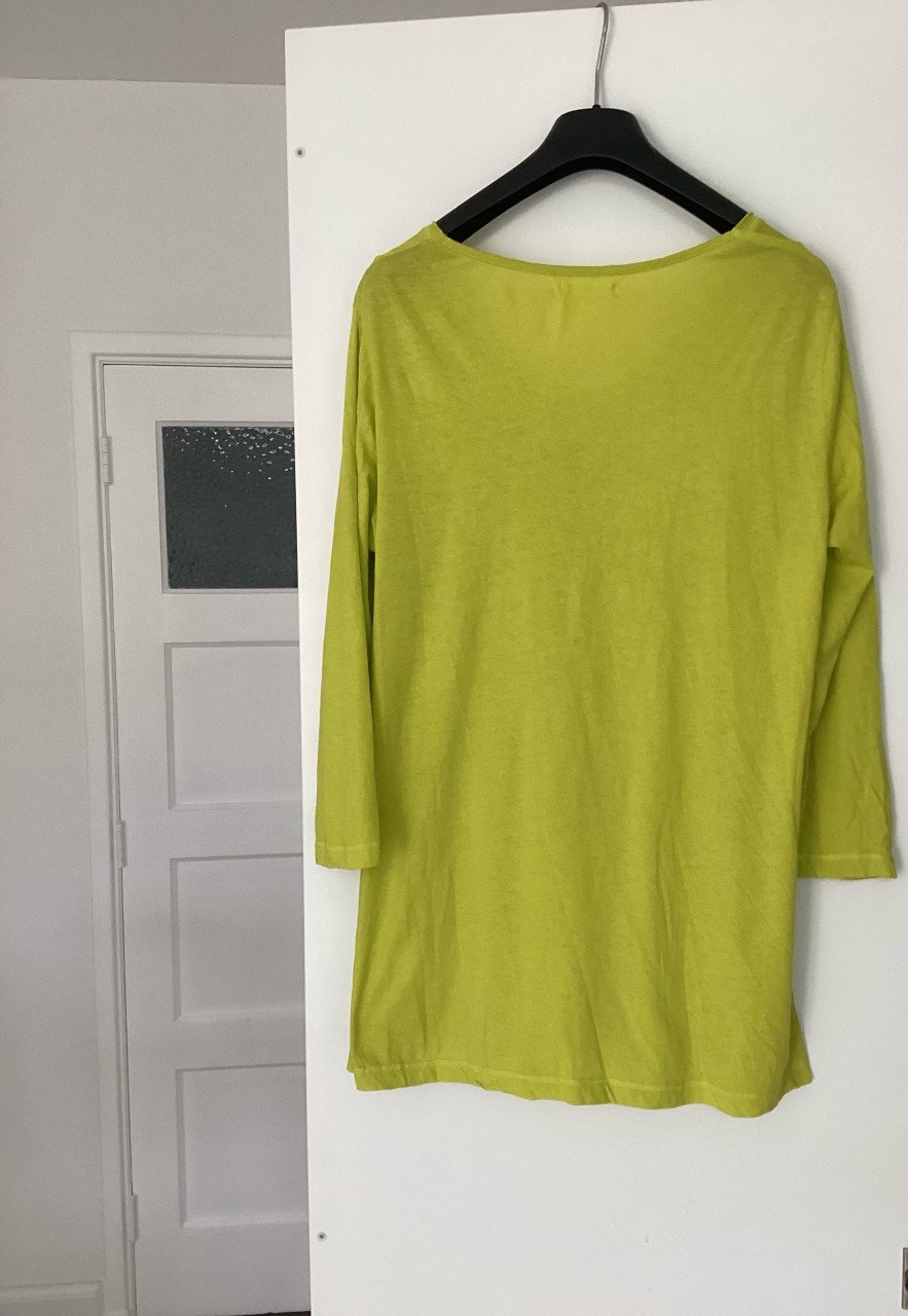 Tuniek bpc paar x gedragen ik heb er 2 in maat 40/42 voor 7 euro heel netje