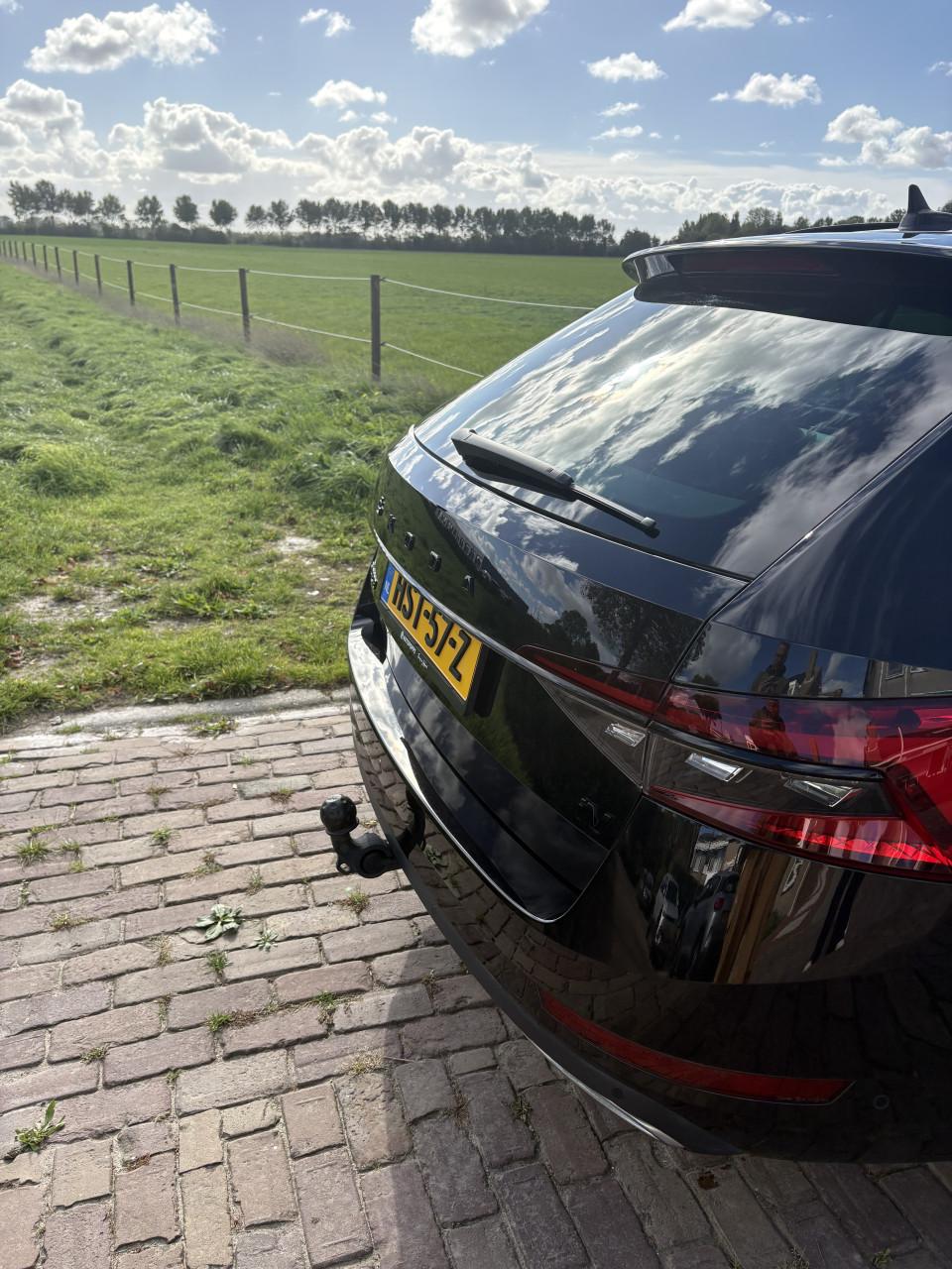 Skoda Superb IV Sportline Vol optie met winterset
