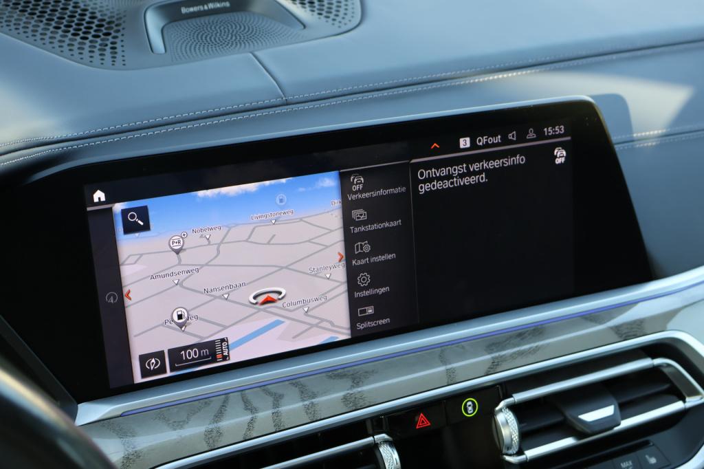 BMW X7 xdrive40i 6p. l 340 pk l panodak skylounge l laser l head-up l 3500 