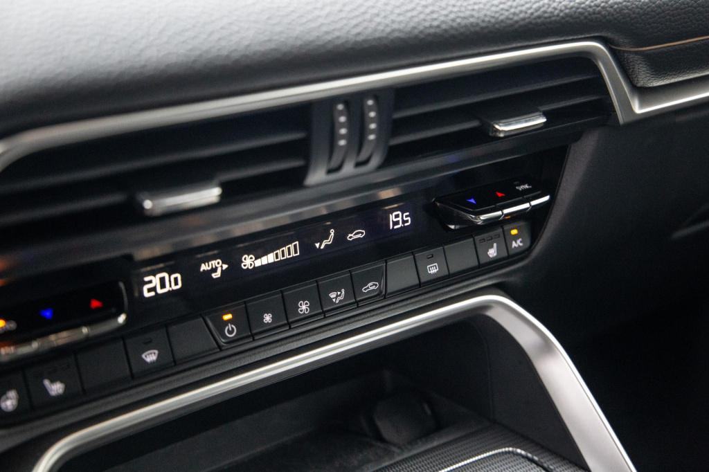 Mazda Cx-60 2.5 e-skyactiv phev homura stoelverwarming / carplay / dealer a