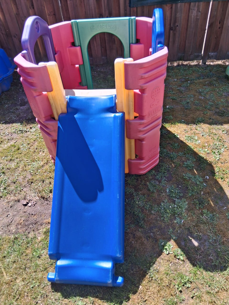 Speelhuisje / Glijbaan