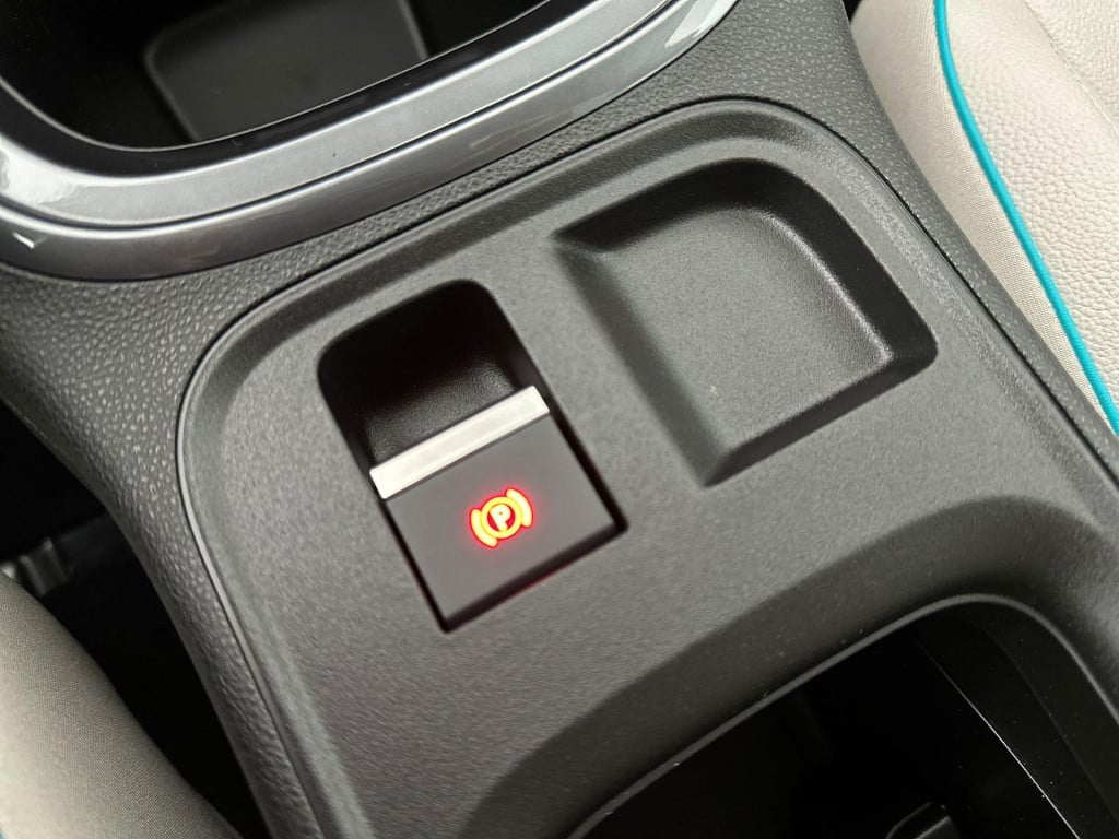 Fiat 600 1.2 hybrid la prima || van mossel vip voordeel || tot 8 jaar garan